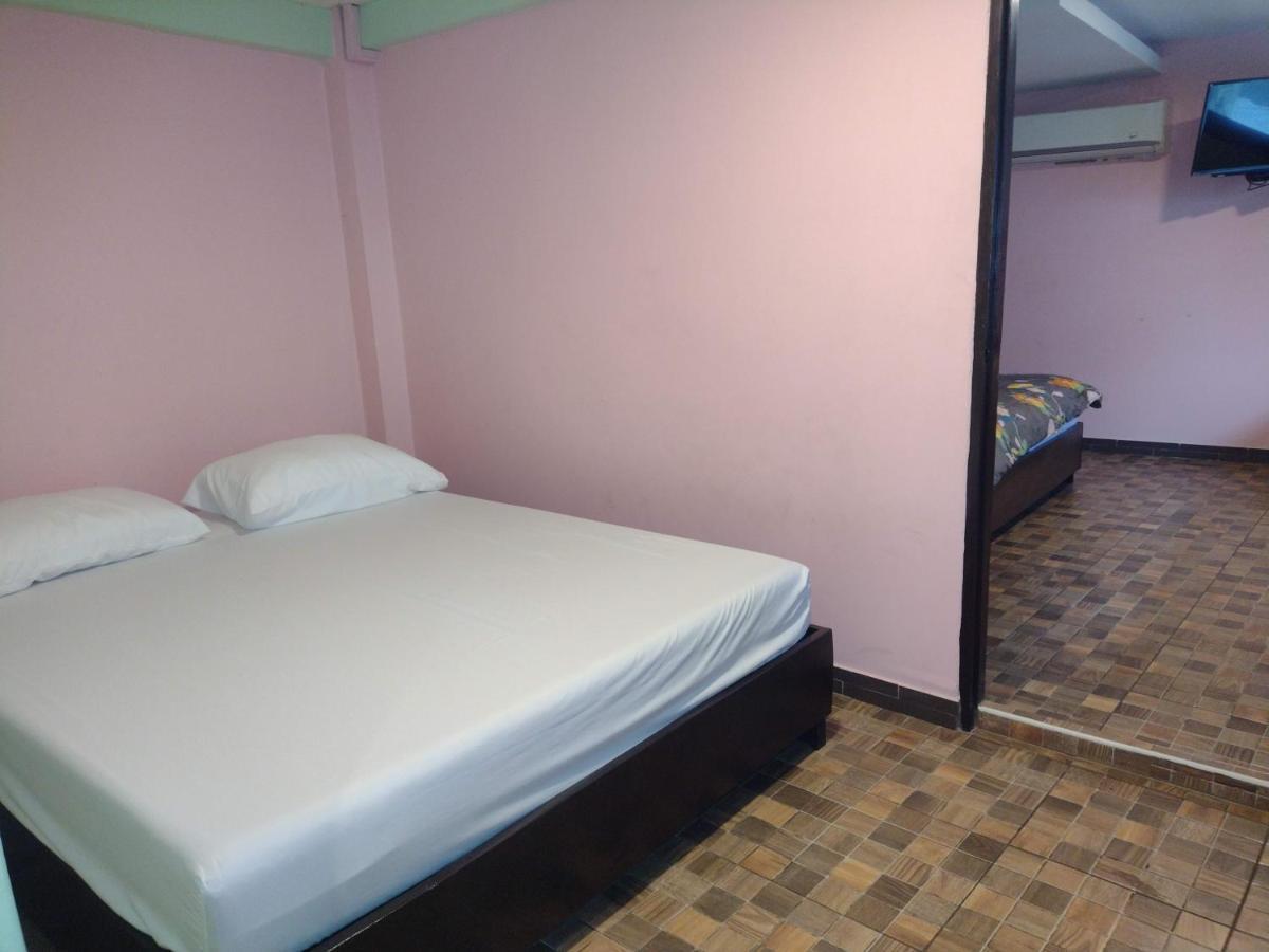 Friendly Hostel - Dmk Airport เฟรนด์ลี่ โฮสเทล ดอนเมือง Bangkok Exterior foto